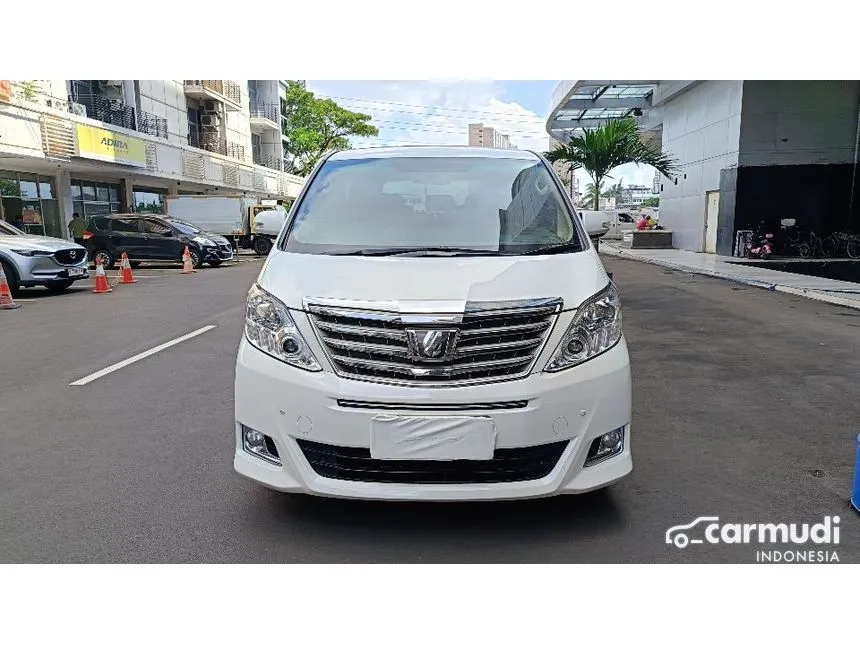 2012 Toyota Alphard X MPV