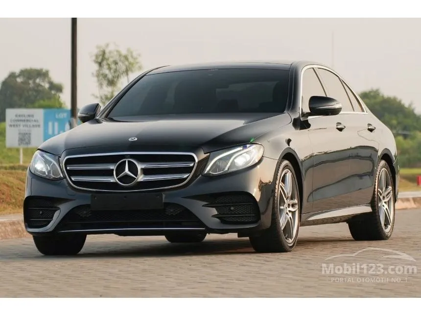 2018 Mercedes-Benz E300 AMG Line Sedan
