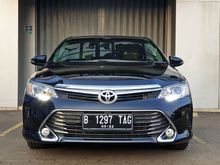 2017 Toyota Camry 2.5 V A/T Km very low, Pajak very long