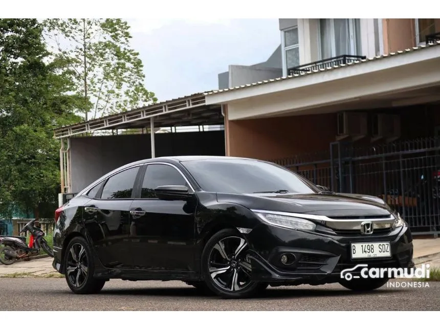 2016 Honda Civic ES Sedan