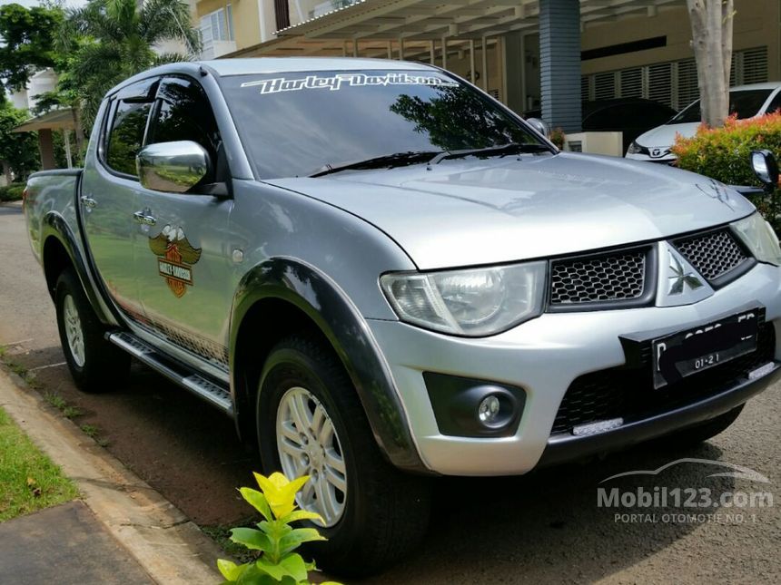 Jual Mobil  Mitsubishi Strada Triton  2010 Exceed Hi Power 2 