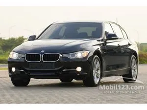 2015 BMW 320i 2.0 Sport Sedan