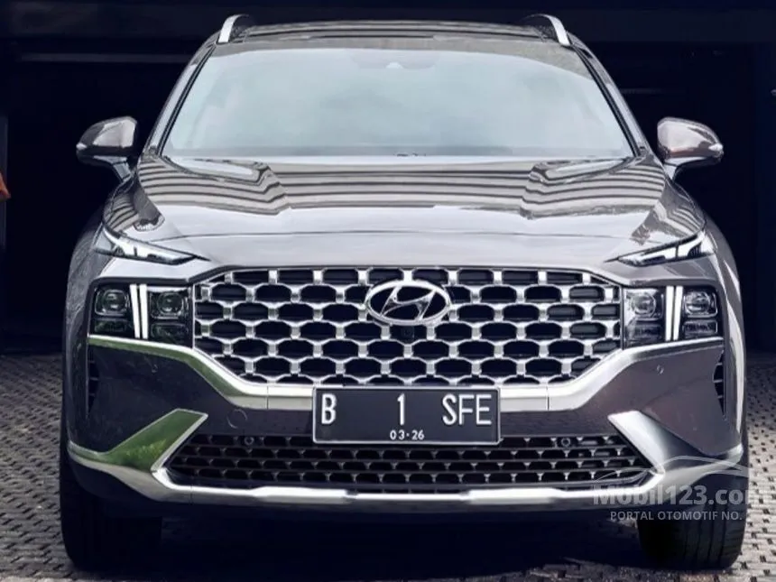 Jual Mobil Hyundai Santa Fe 2024 Signature 2.5 di DKI Jakarta Automatic SUV Abu