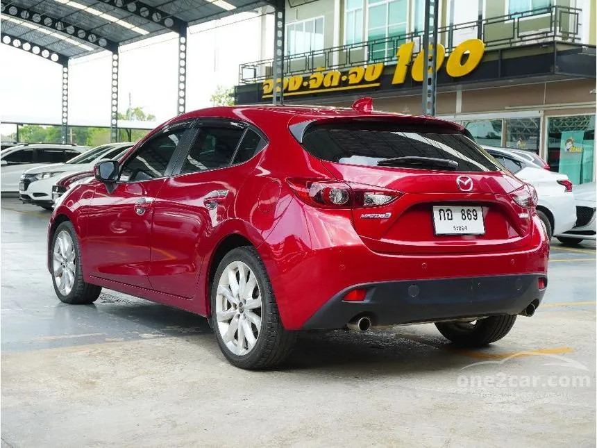 2015 Mazda 3 S Sports Hatchback