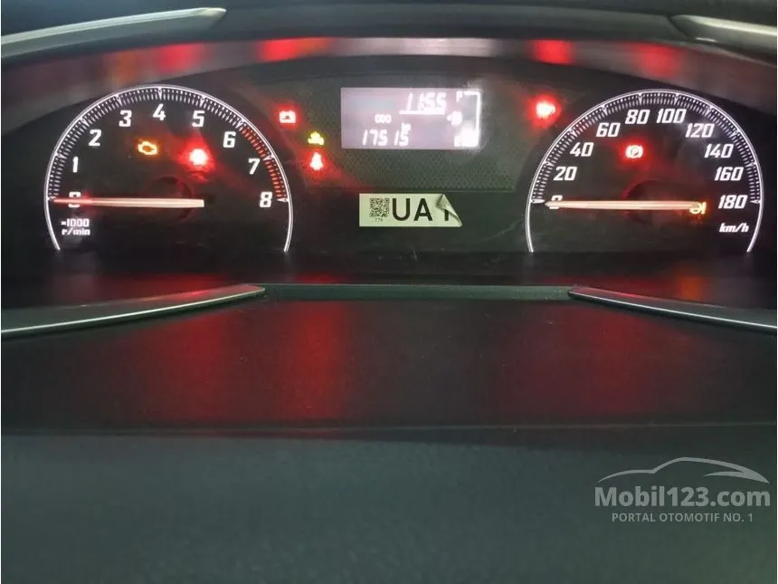 2017 Toyota Sienta V MPV
