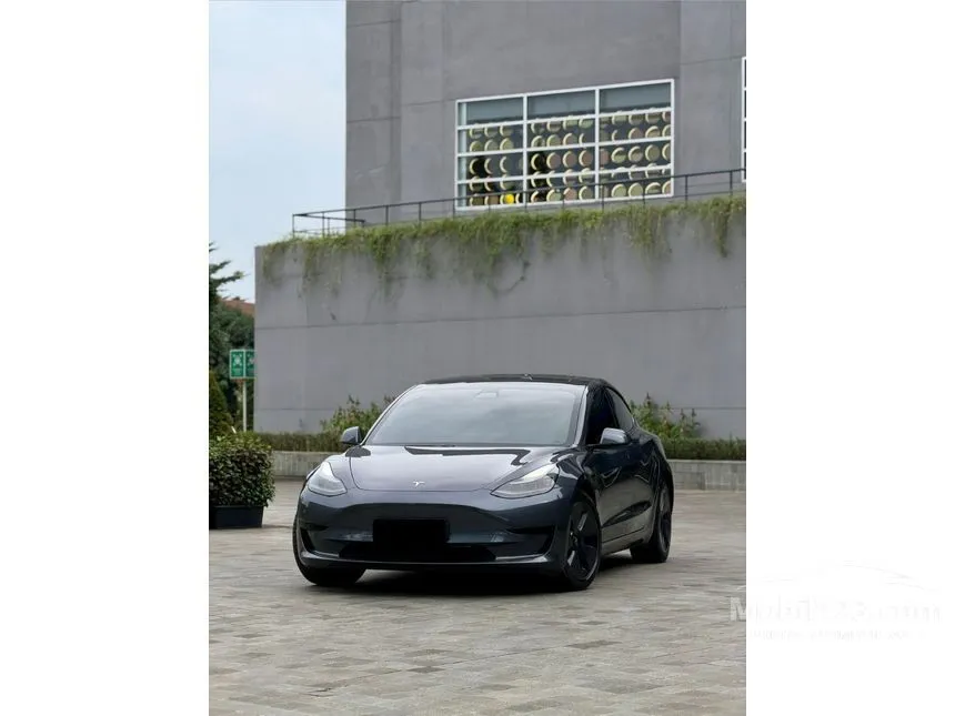 2021 Tesla Model 3 Long Range Sedan