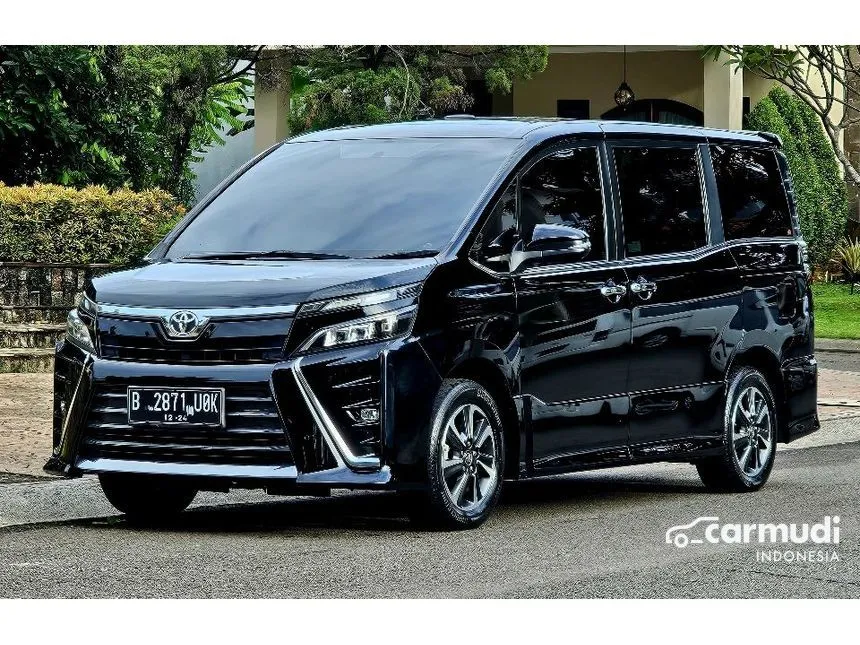 2019 Toyota Voxy MPV