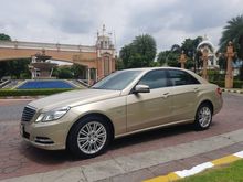 2011 Mercedes-Benz E200 CGI BlueEFFICIENCY 1.8 W212 (ปี 10-16) Elegance Sedan AT