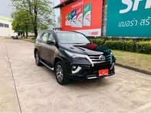 2018 Toyota Fortuner 2.4 (ปี 15-18) V SUV