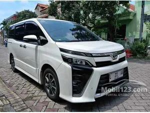 2017 Toyota Voxy 2.0 MPV