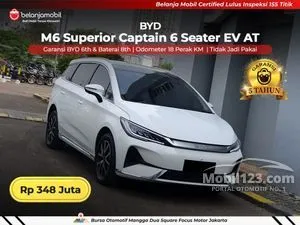 2025 BYD M6 Superior Captain 6 Seater MPV