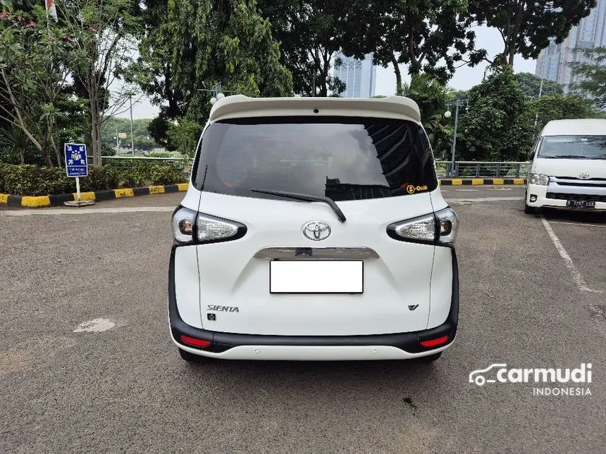 2021 Toyota Sienta V MPV