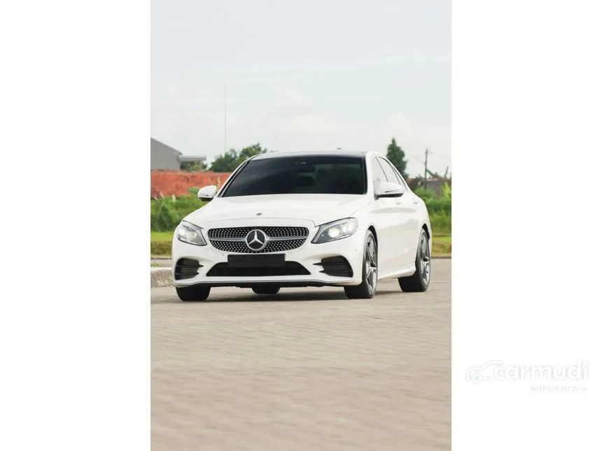 2019 Mercedes-Benz C300 AMG Line Sedan