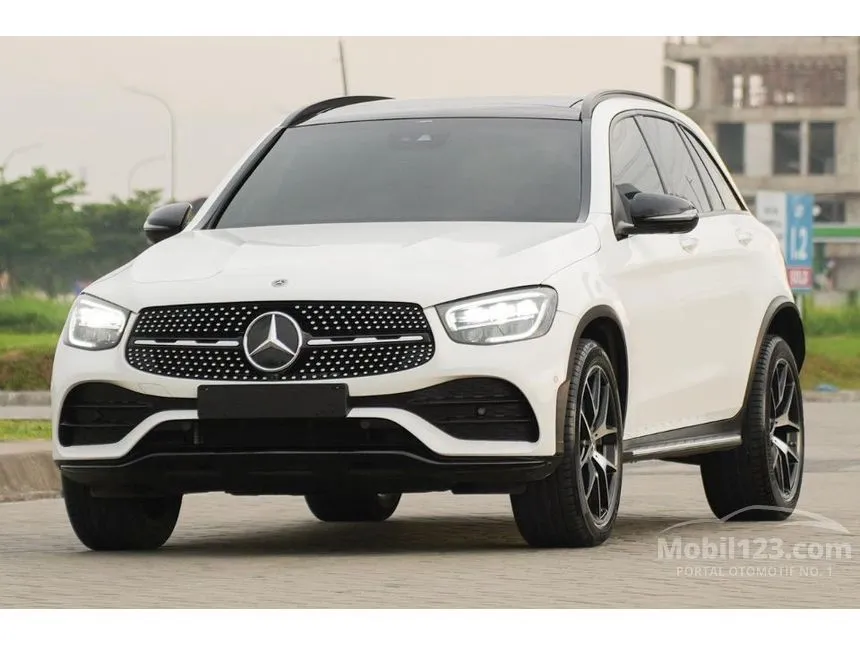 2022 Mercedes-Benz GLC200 Night Edition AMG Line SUV