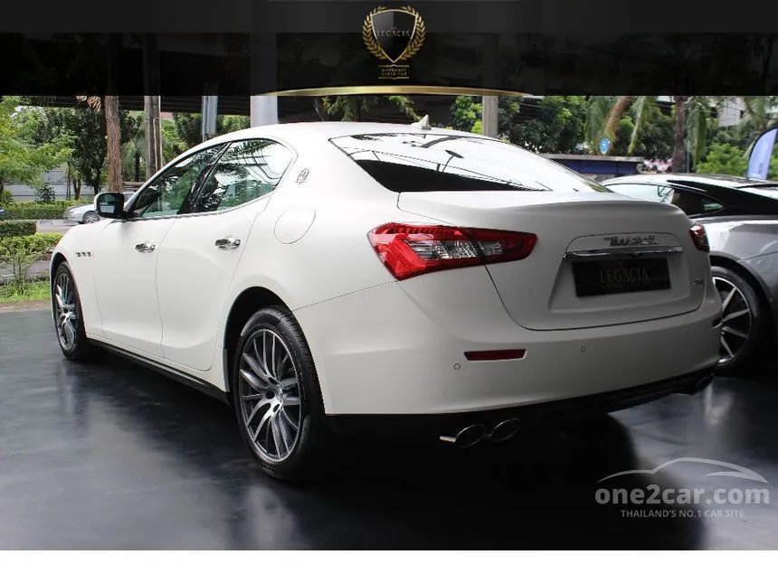 2016 Maserati GHIBLI Sedan