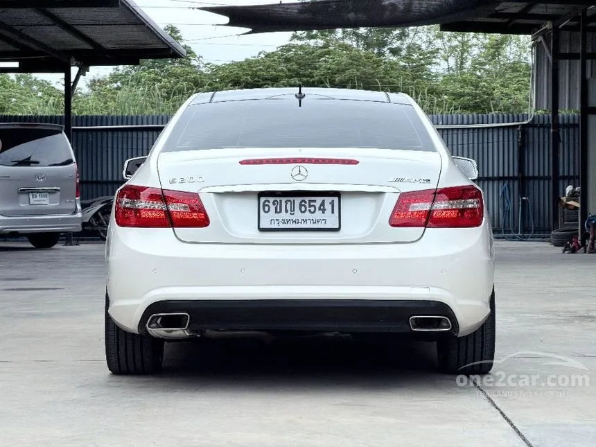 2013 Mercedes-Benz E200 AMG CGI BlueEFFICIENCY Coupe