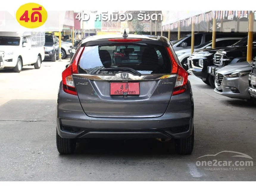 2019 Honda JAZZ V+ Hatchback