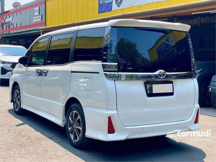 2019 Toyota Voxy Wagon