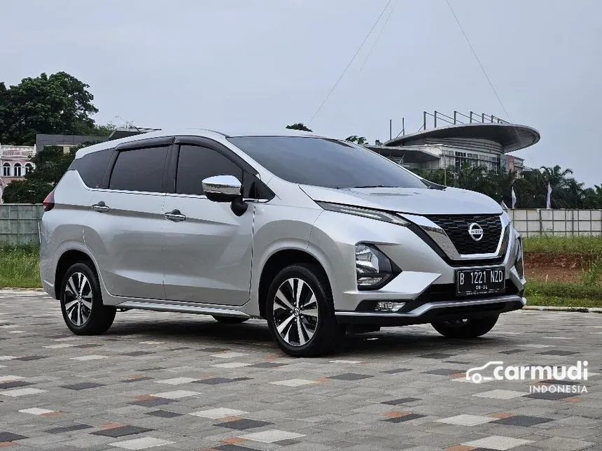 Jual Mobil Nissan Livina 2019 VL 1.5 di Banten Automatic Wagon Silver Rp 185.000.000