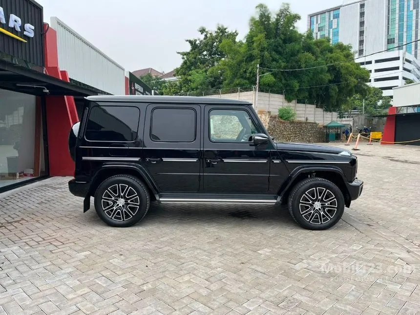 2025 Mercedes-Benz G450 D SUV