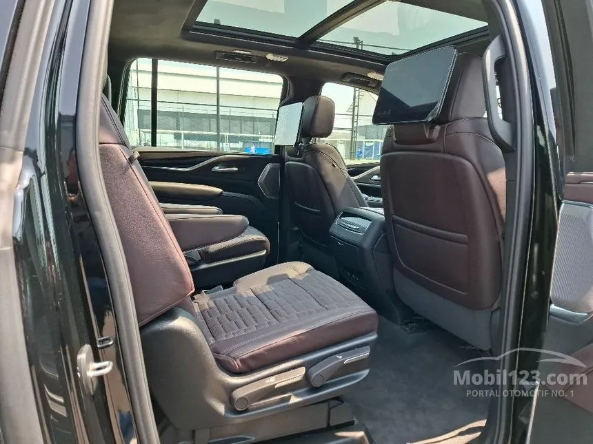 2026 Cadillac Escalade ESV Sport Platinum AWD SUV