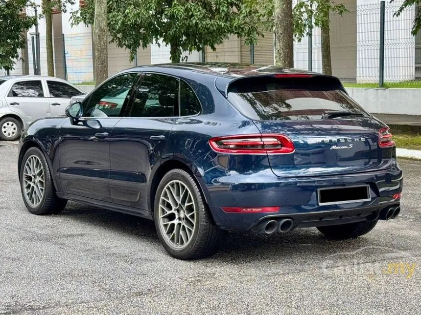 2015 Porsche Macan S SUV