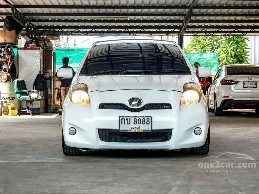 2006 Toyota Yaris E Hatchback