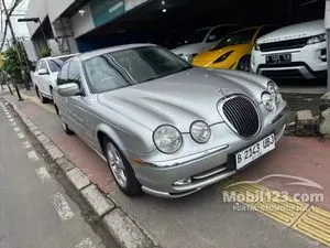 2000 Jaguar S-Type 3.0 V6 Special Equipment Sedan