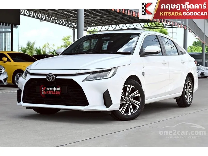 2023 Toyota Yaris Ativ Smart Sedan