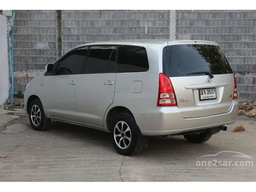 2008 Toyota Innova G Wagon