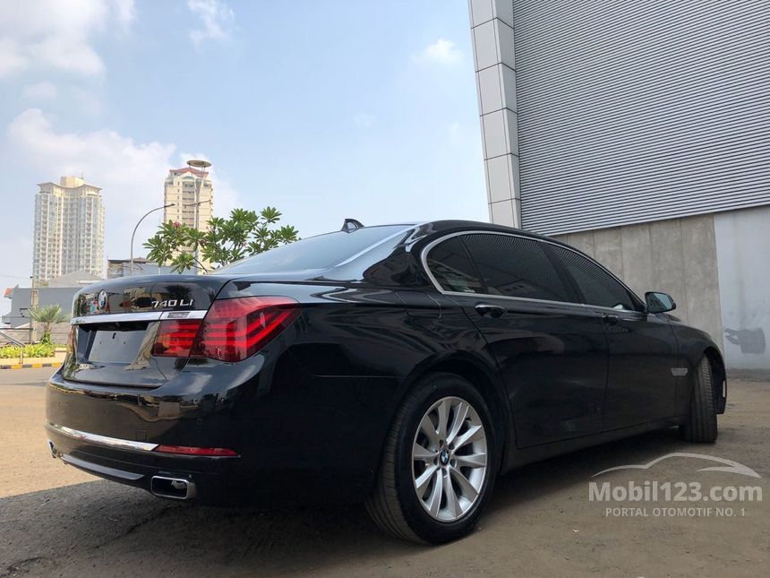 Bmw 740li f02