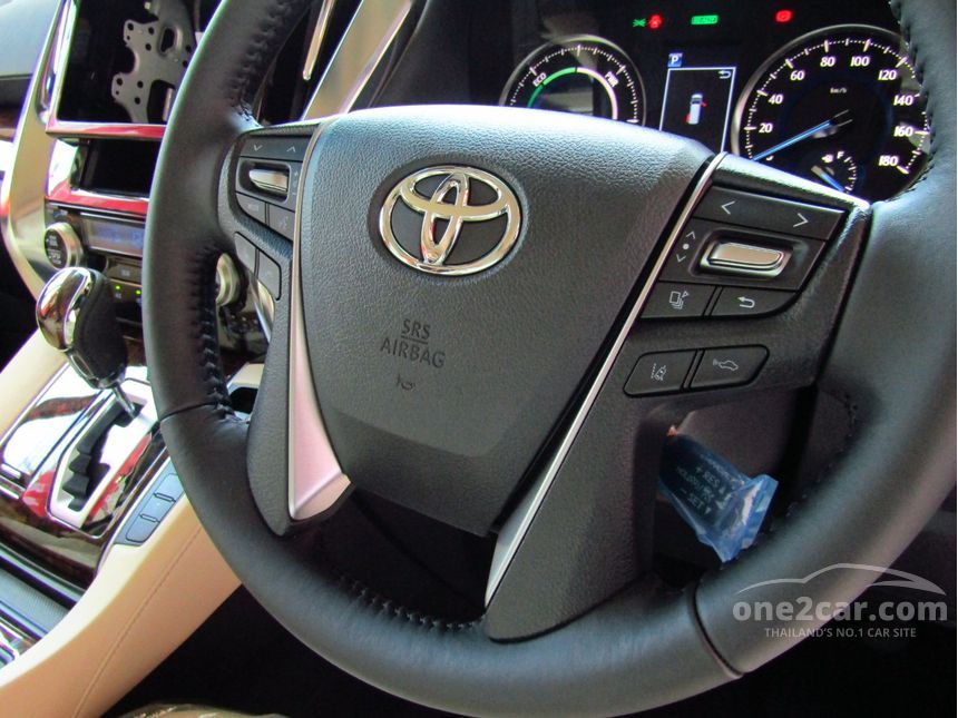 Toyota Alphard Welcab 2019: Kemewahan dan Fungsionalitas untuk Mobilitas Prima