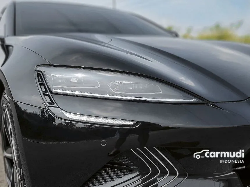 2024 BYD Seal Premium Extended Range Sedan