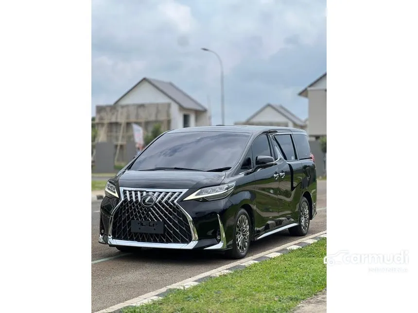 2020 Lexus LM 350 7 Seater MPV