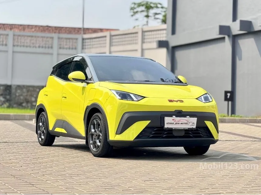 2025 BYD Atto 1 Long Range Premium Hatchback