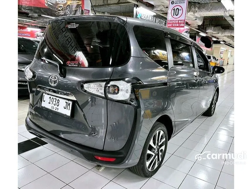 2017 Toyota Sienta V MPV