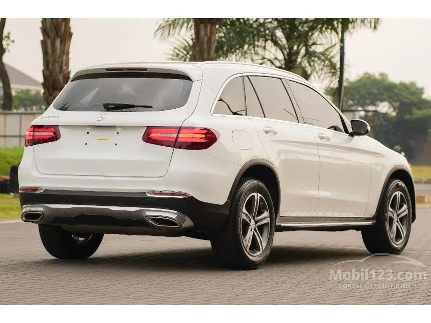 2017 Mercedes-Benz GLC200 Exclusive SUV