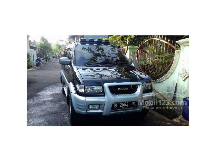 Jual Mobil Isuzu Panther 2002 TOURING 2.5 di DKI Jakarta 