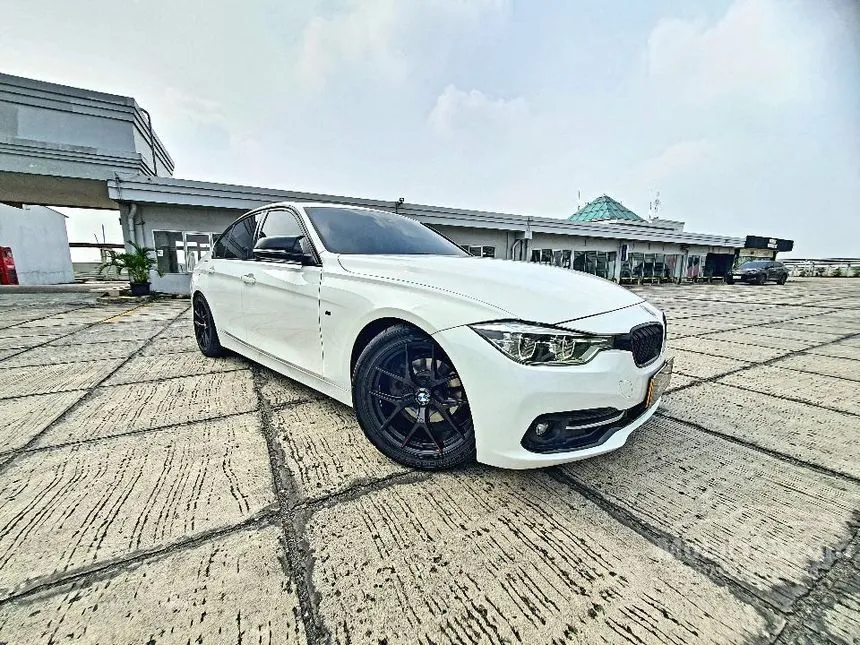 2017 BMW 320i Sport Sedan