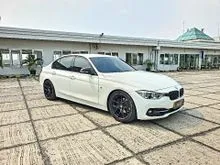 2017 BMW 320i 2.0 Sport Sedan