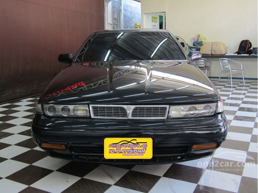 Nissan cefiro 1995