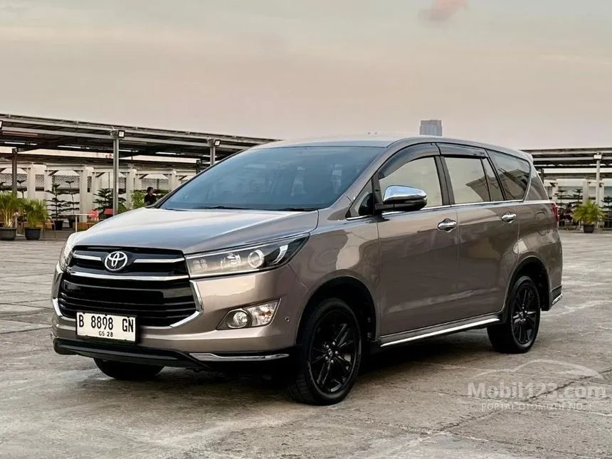 2018 Toyota Kijang Innova Venturer MPV