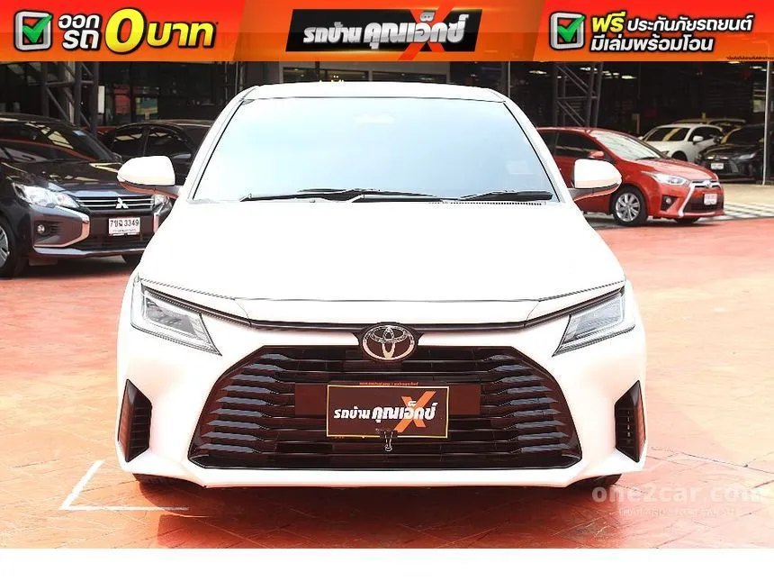 2023 Toyota Yaris Ativ Smart Sedan