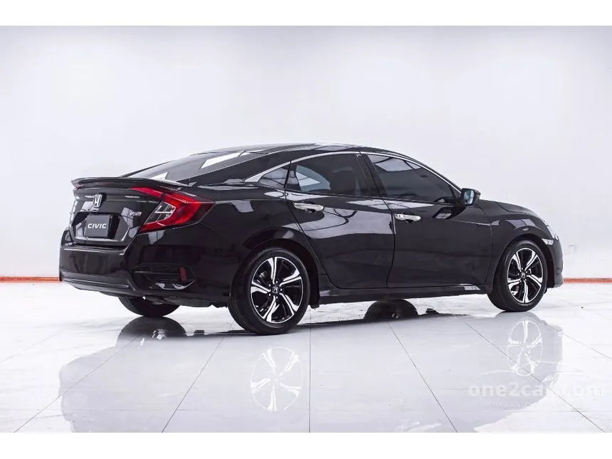 2016 Honda CIVIC Turbo RS Sedan