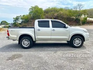 2014 Toyota HILUX VIGO 2.5 Champ E Prerunner Double Cab ABS (Navi) Pickup