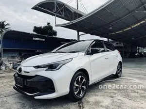 2024 Toyota YARIS 1.2 Premium Hatchback