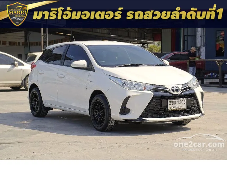 2021 Toyota YARIS Entry Hatchback