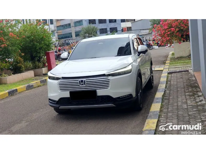 2025 Honda HR-V e:HEV SUV