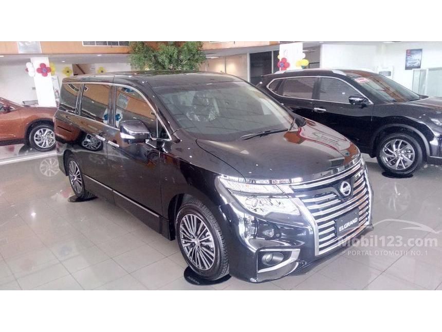 Nissan elgrand 2016