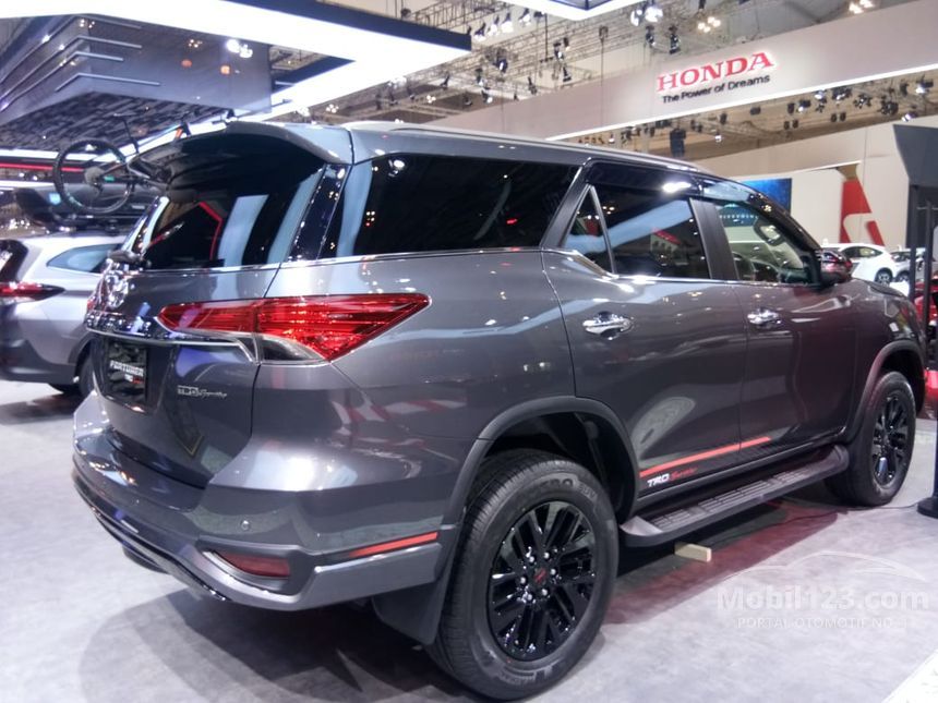 Jual Mobil Toyota Fortuner 2019 TRD 2.4 di DKI Jakarta 